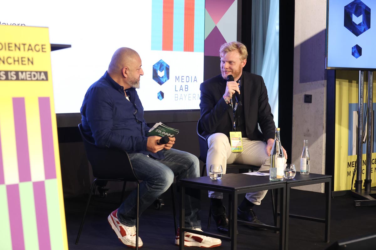 Discussing the tandem of media and new technologies